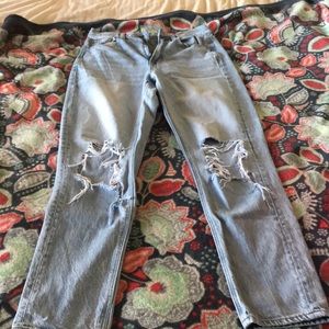 american eagle girlfriend jeans